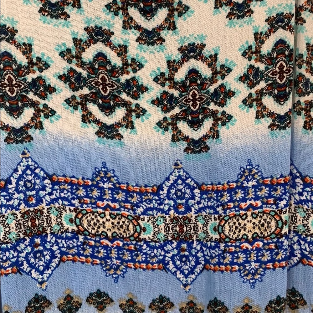 Bright Patterned Top - Picture 2 of 4